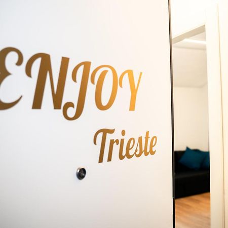 Enjoy Trieste In The City Center Esterno foto